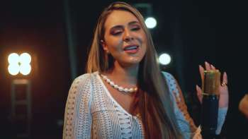 Dayane Lima - Algo Novo (Clipe Oficial)
