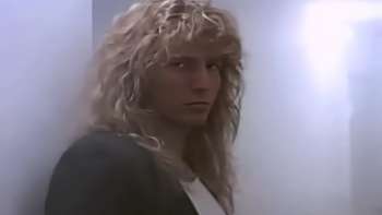 Whitesnake - Is This Love (Official Music Video)